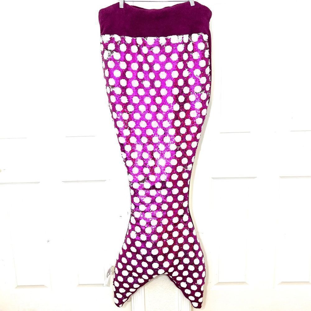Cynthia Rowley Sequin Mermaid Tail Blanket Snuggle Tail Fuchsia Silver Kids